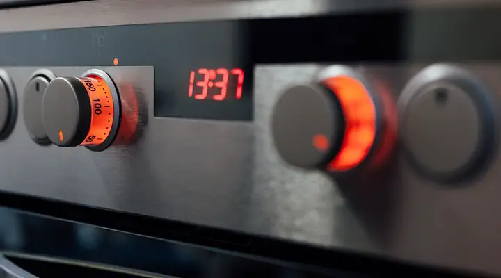 How to Know When Oven Is Done Preheating