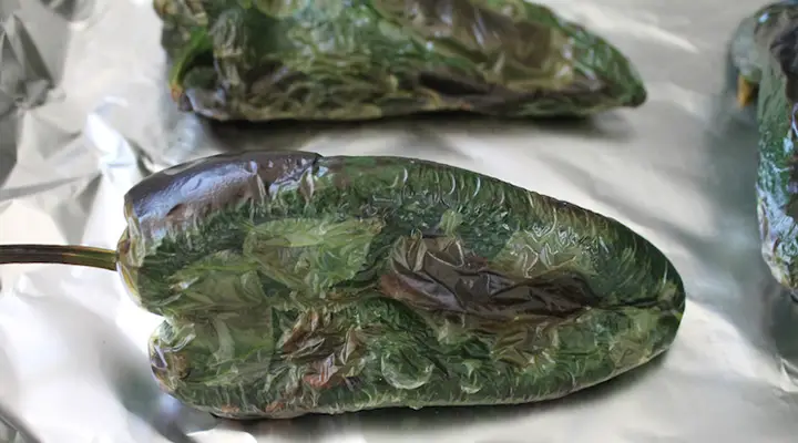 How to Dry Poblano Peppers in the Oven
