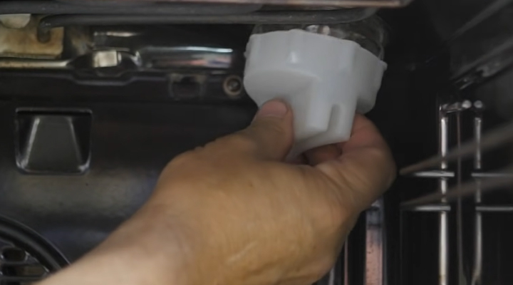 How To Remove Stuck Oven Light Bulb Cover