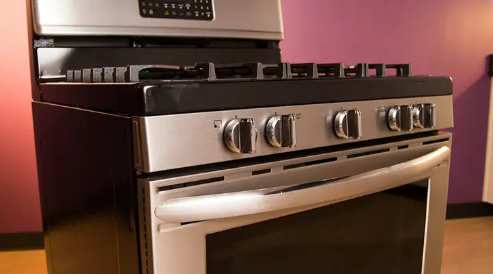 Why My Frigidaire Electric Oven Turns On and Off Intermittently | Solutions