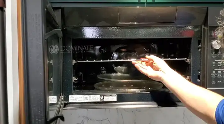 Can You Put a Microwave on a Metal Shelf? [EXPLAINED]