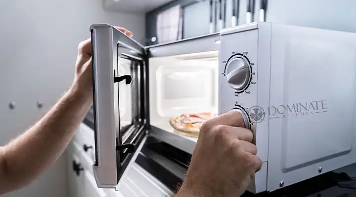 What Is 3 1/2 Minutes on a Microwave? [EXPLAINED]